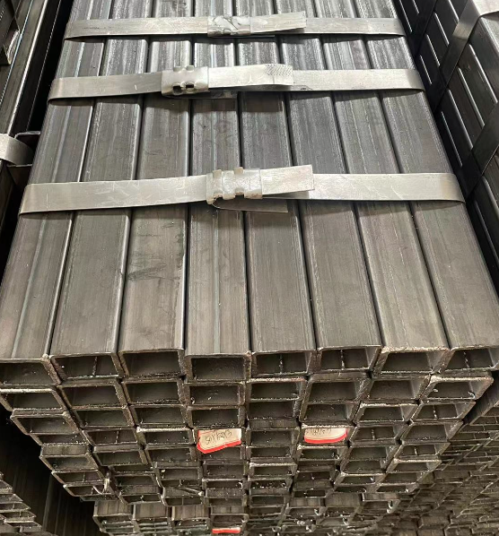 巴南工业用梯子 镀锌管焊接梯子 铁梯子方管梯